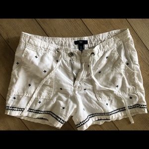 Women’s white shorts